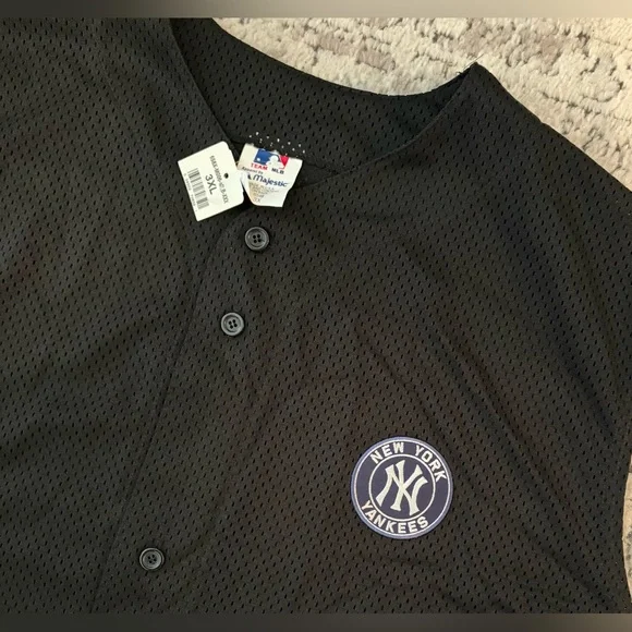 Majestic Authentic NY New York Yankees Black Sleeveless Jersey Men’s Sz: 3XL - Picture 2 of 4
